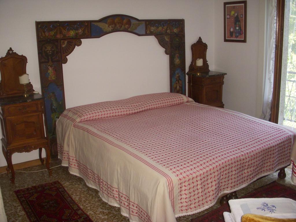 Bed and Breakfast La Casa Creativa Ломнаго Экстерьер фото